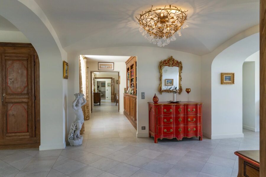 Maison à vendre à Raphèle-lès-arles — Vue montagne — photo 28