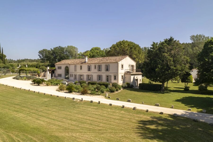 Maison à vendre à Raphèle-lès-arles — Vue montagne — photo 4