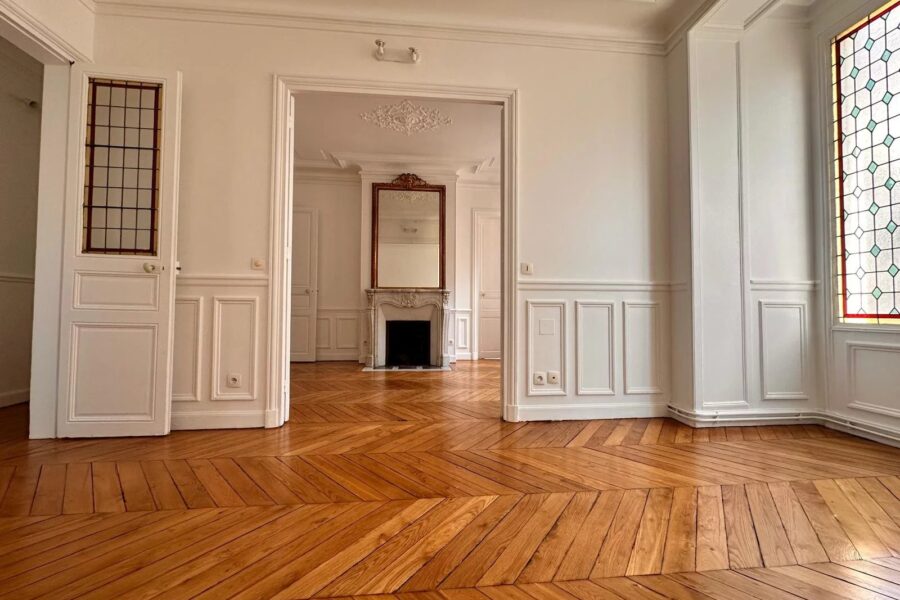 Appartement à vendre à Paris 11ème — Vue sur la ville — photo 4