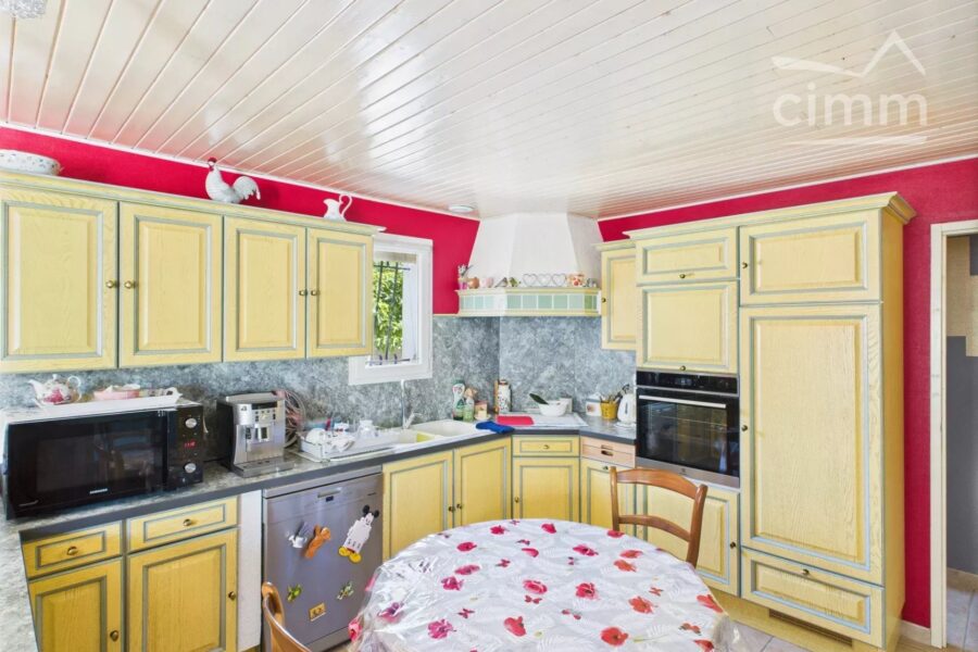 Maison à vendre à Lablachère — Vue montagne — photo 16