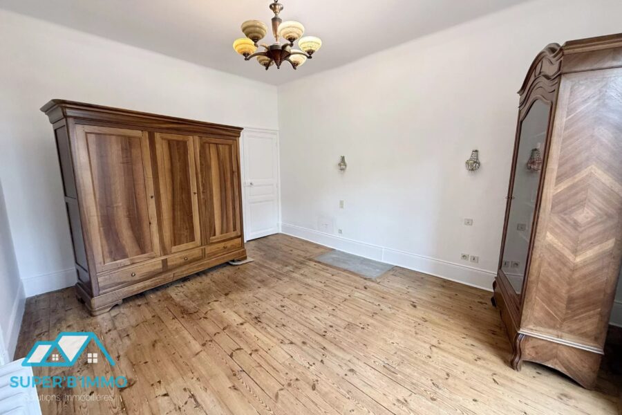 Appartement à vendre à Brioude — Vue sur la ville — photo 6