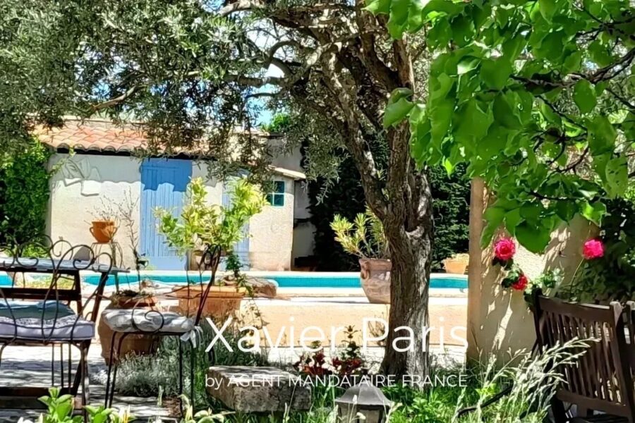 Maison à vendre à Cabrières-d&rsquo;aigues — Vue parc & jardin — photo 14