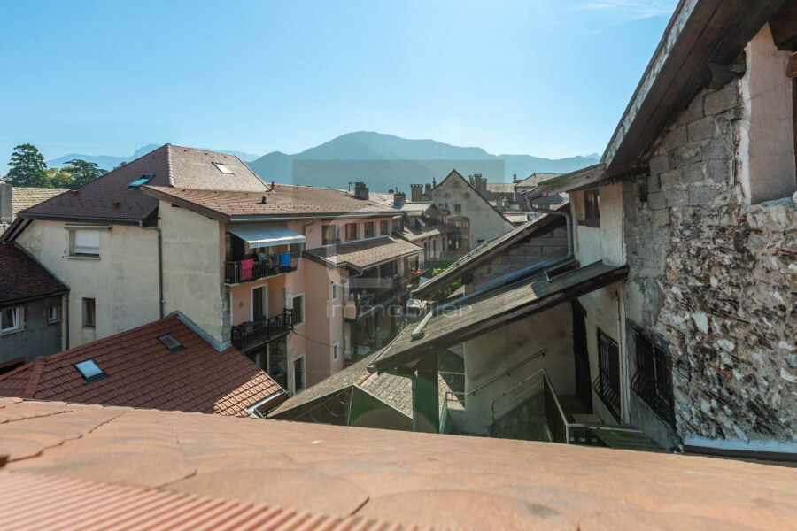 Appartement à vendre à Annecy — Vue montagne — photo 1