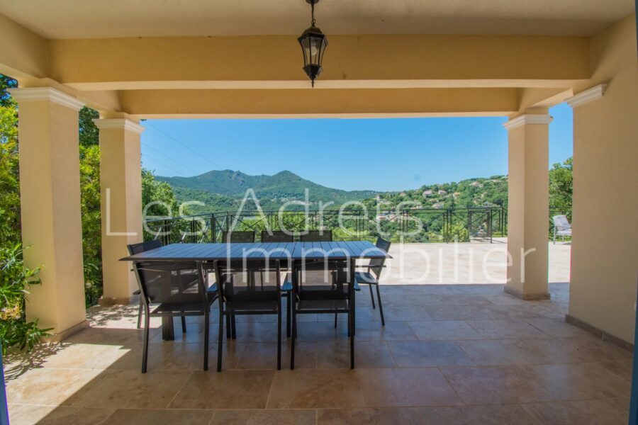 Maison à vendre à Les adrets-de-l&rsquo;estérel — Vue montagne — photo 13