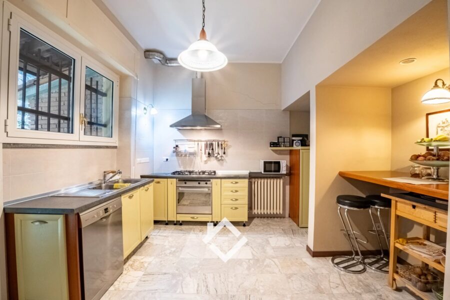 Maison à vendre à Stresa — Vue lac — photo 13