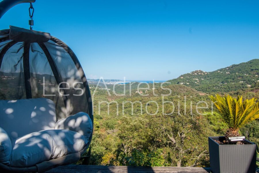 Maison à vendre à Les adrets-de-l&rsquo;estérel — Vue mer — photo 2