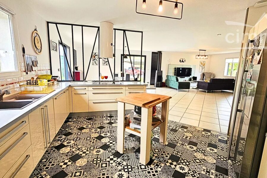 Maison à vendre à Saint-andré-de-cubzac — Vue parc & jardin — photo 5