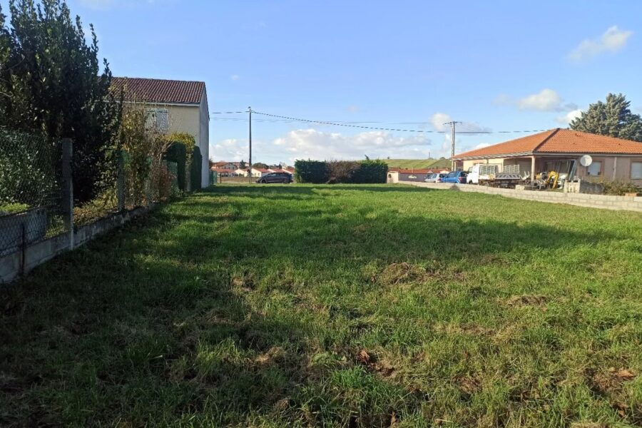 Terrain à vendre à Les martres-d&rsquo;artière — Vue dégagée — photo 1