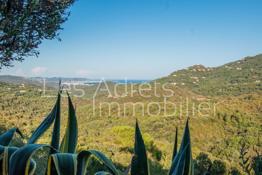 Maison à vendre à Les adrets-de-l&rsquo;estérel — Vue mer — photo 1