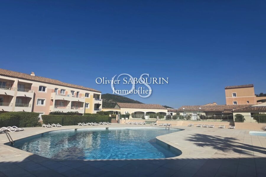 Appartement à vendre à Roquebrune-sur-argens — Vue mer — photo 8