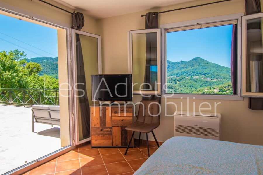 Maison à vendre à Les adrets-de-l&rsquo;estérel — Vue montagne — photo 16