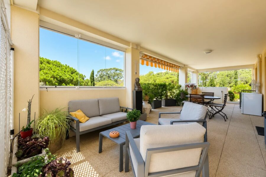 Appartement à vendre à Fréjus — Vue parc & jardin — photo 1