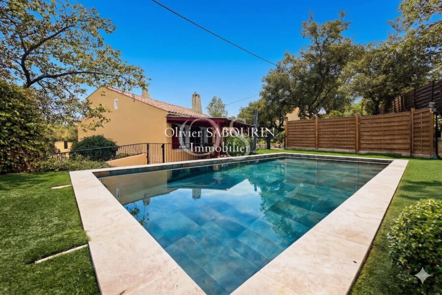 Maison à vendre à Trans-en-provence — Vue parc & jardin — photo 2