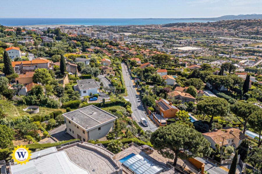 Maison à vendre à Nice — Vue mer — photo 1