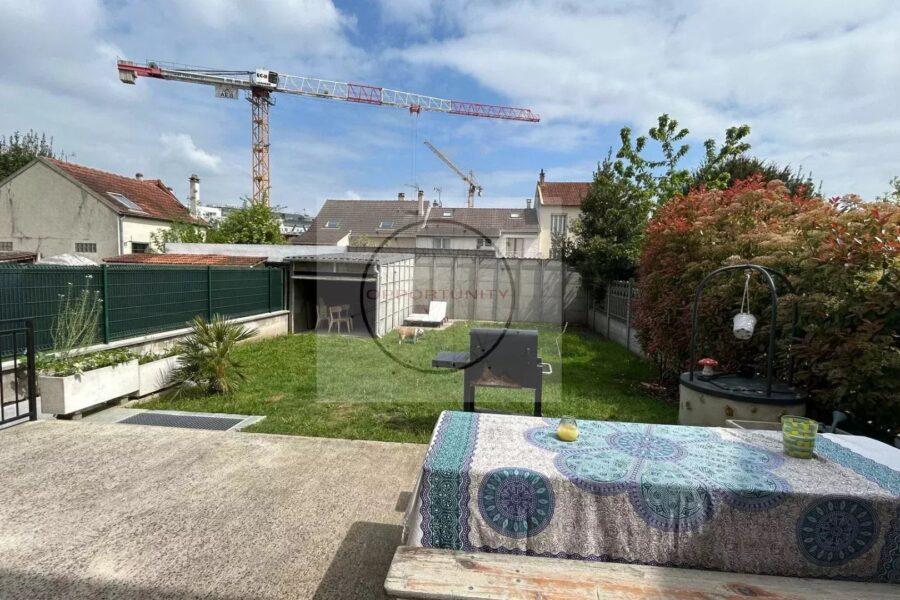 Maison à vendre à Chennevières-sur-marne — Vue parc — photo 6