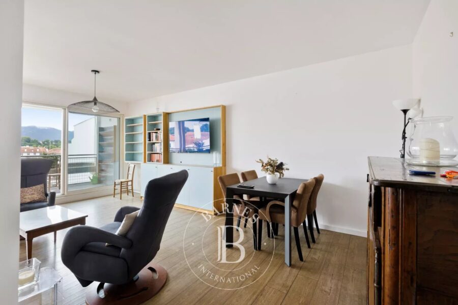 Appartement à vendre à Saint-jean-de-luz — Vue montagne — photo 10