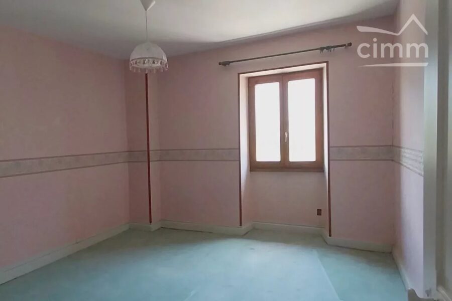Maison à vendre à Saint-julien-mont-denis — Vue montagne — photo 5