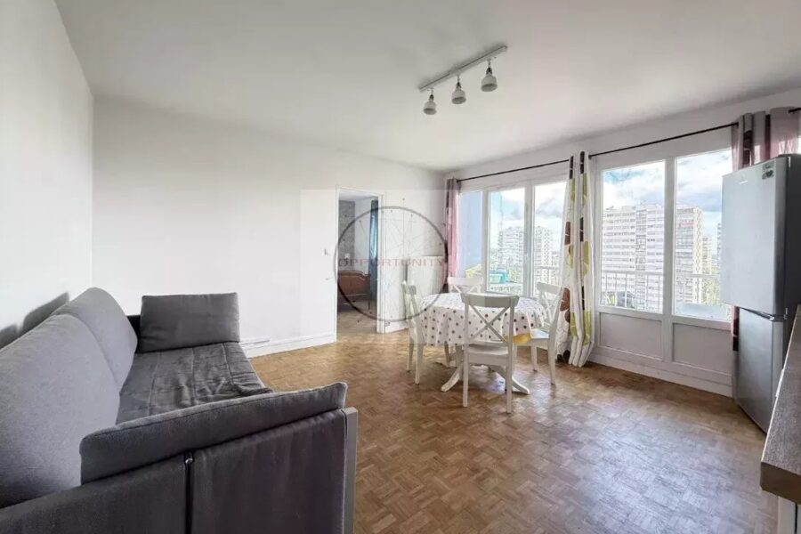 Appartement à vendre à Fontenay-sous-bois — Vue sur la ville — photo 2