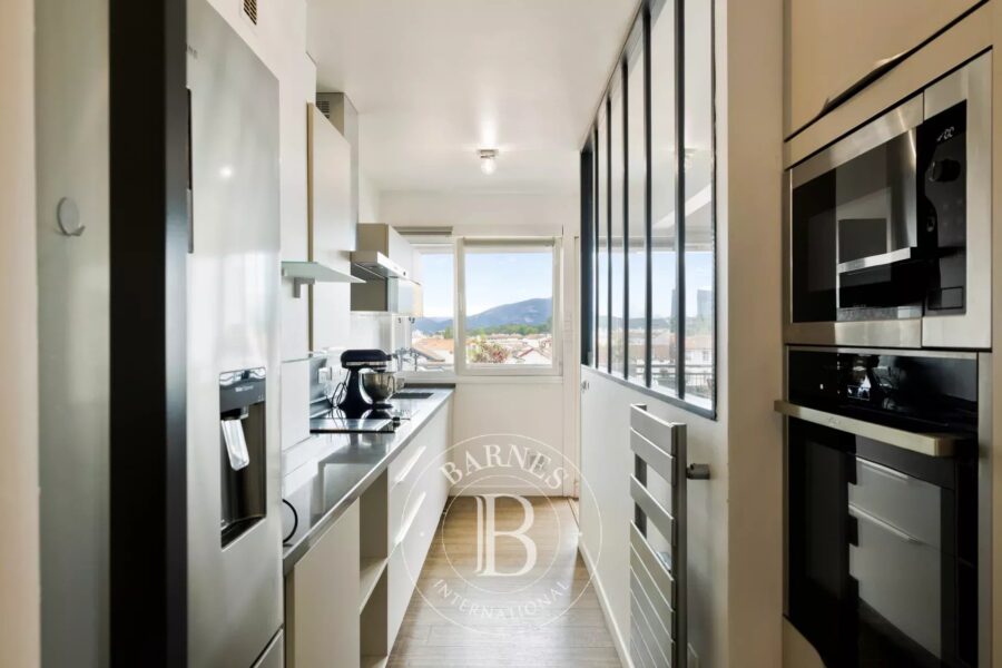 Appartement à vendre à Saint-jean-de-luz — Vue montagne — photo 9