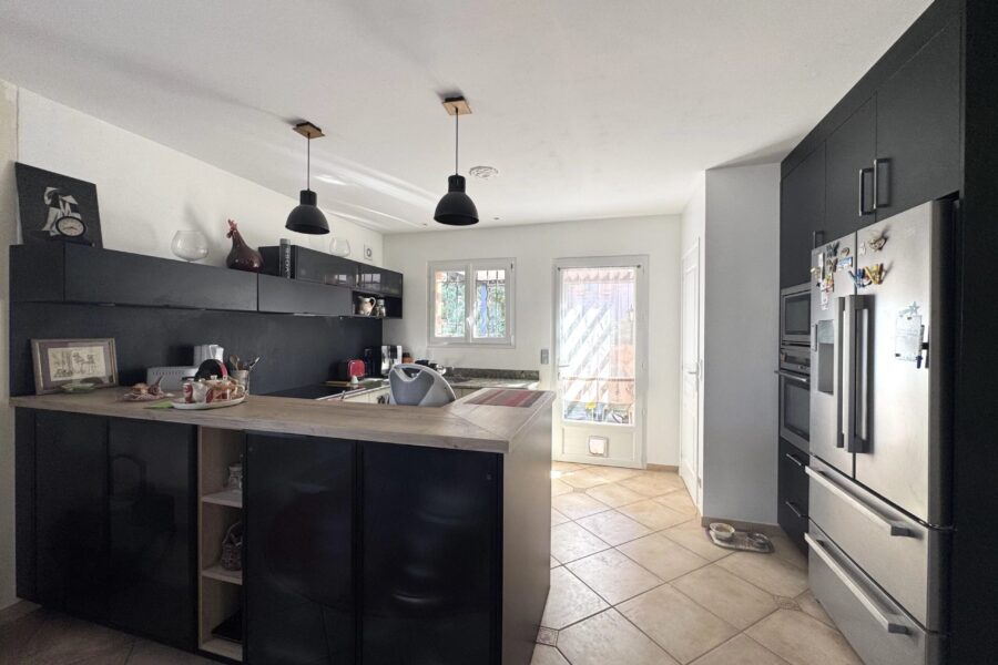 Maison à vendre à Draguignan — Vue montagne — photo 17