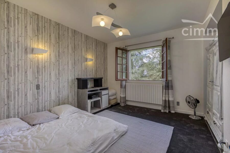 Maison à vendre à Les abrets en dauphiné — Vue montagne — photo 33