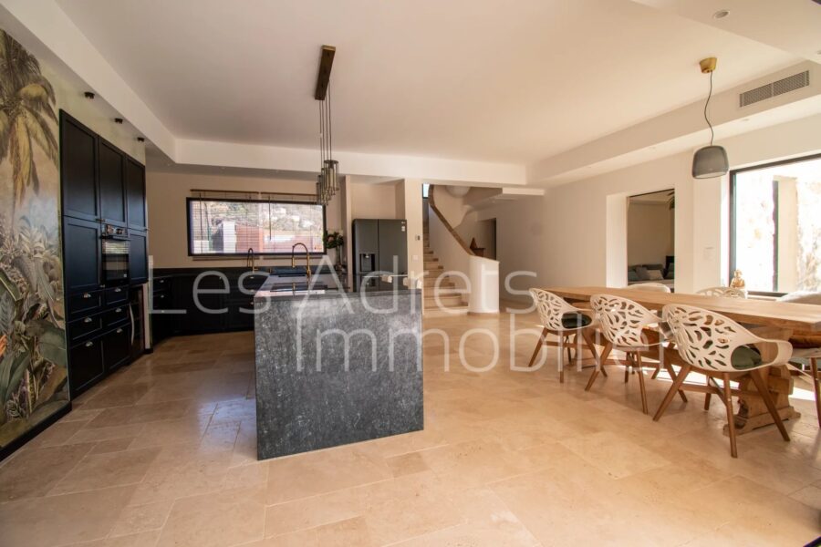 Maison à vendre à Les adrets-de-l&rsquo;estérel — Vue mer — photo 5