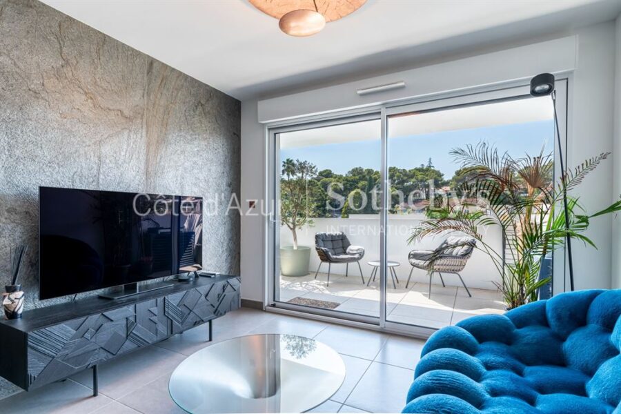 Appartement à vendre à Villeneuve loubet — Vue mer — photo 2