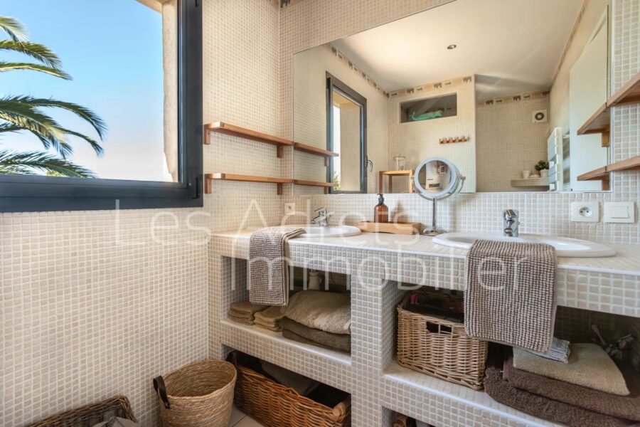 Maison à vendre à Les adrets-de-l&rsquo;estérel — Vue mer — photo 21