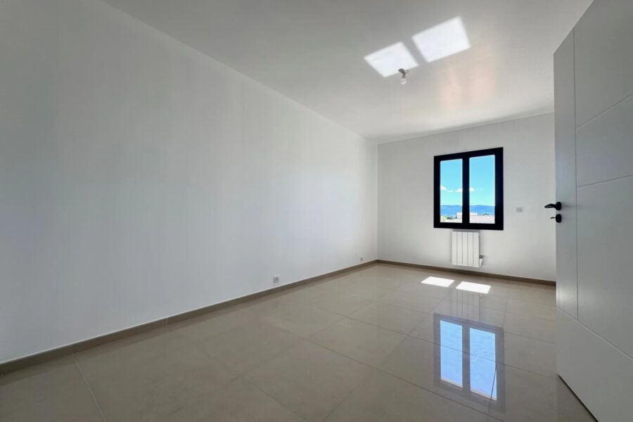 Maison à vendre à Vidauban — Vue montagne — photo 19