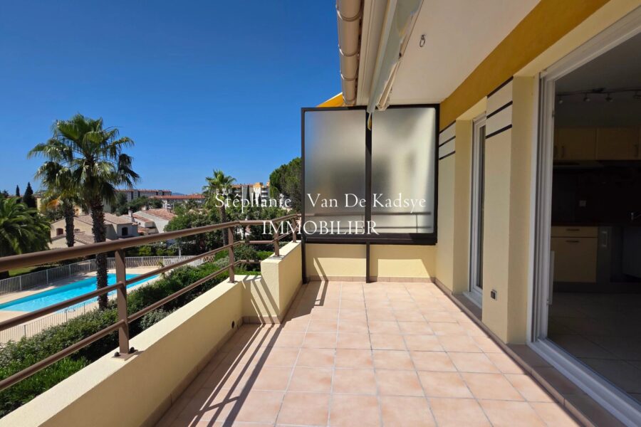 Appartement à vendre à Fréjus — Vue parc & jardin — photo 3