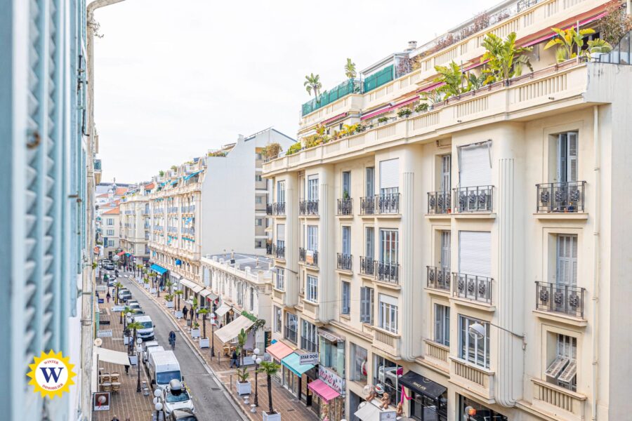 Appartement à vendre à Nice — Vue sur la ville — photo 1