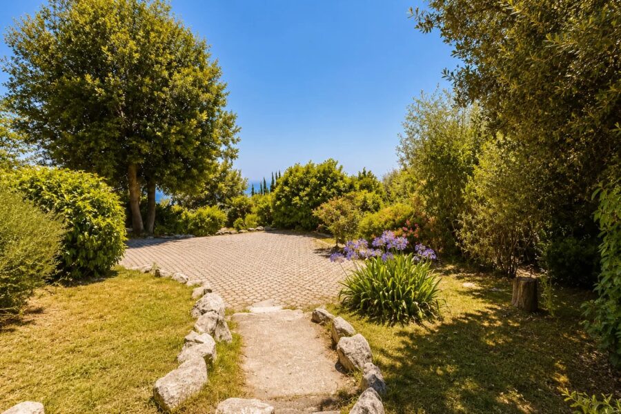 Maison à louer à La turbie — Vue mer — photo 21