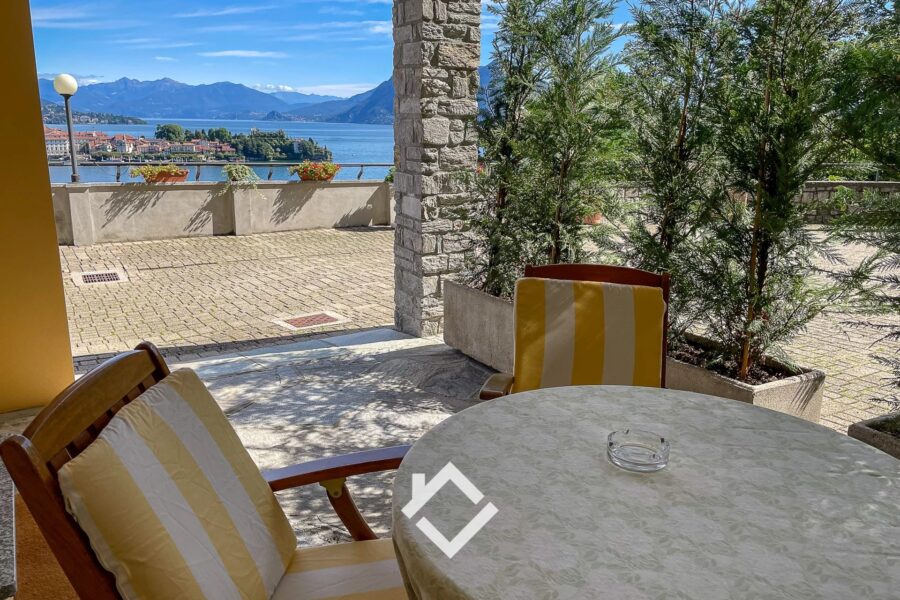 Maison à vendre à Stresa — Vue lac — photo 26