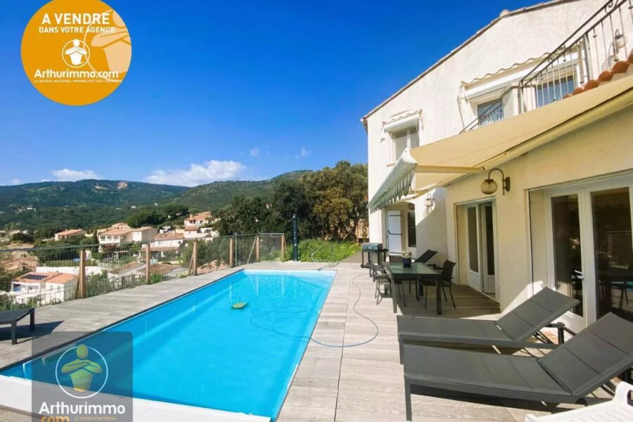 Maison à vendre à Le Lavandou — Vue montagne — photo 14