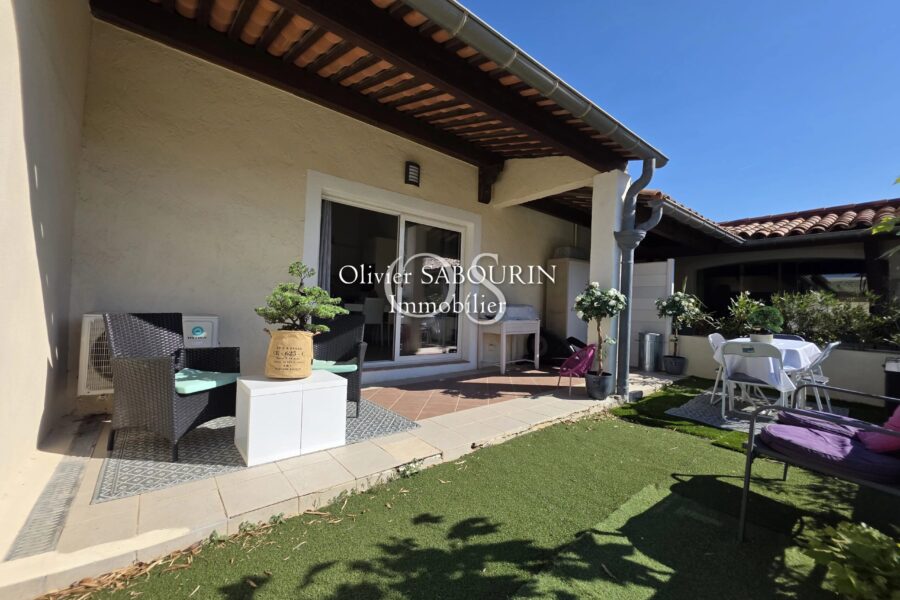Appartement à vendre à Roquebrune-sur-argens — Vue mer — photo 2