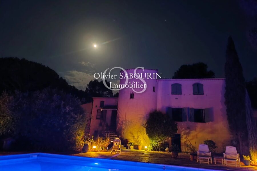 Maison à vendre à Roquebrune-sur-argens — Vue montagne — photo 23