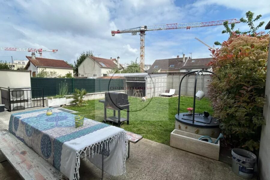 Maison à vendre à Chennevières-sur-marne — Vue parc — photo 14