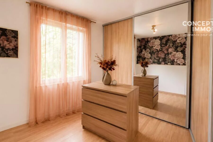 Maison à vendre à Florange — Vue parc & jardin — photo 10