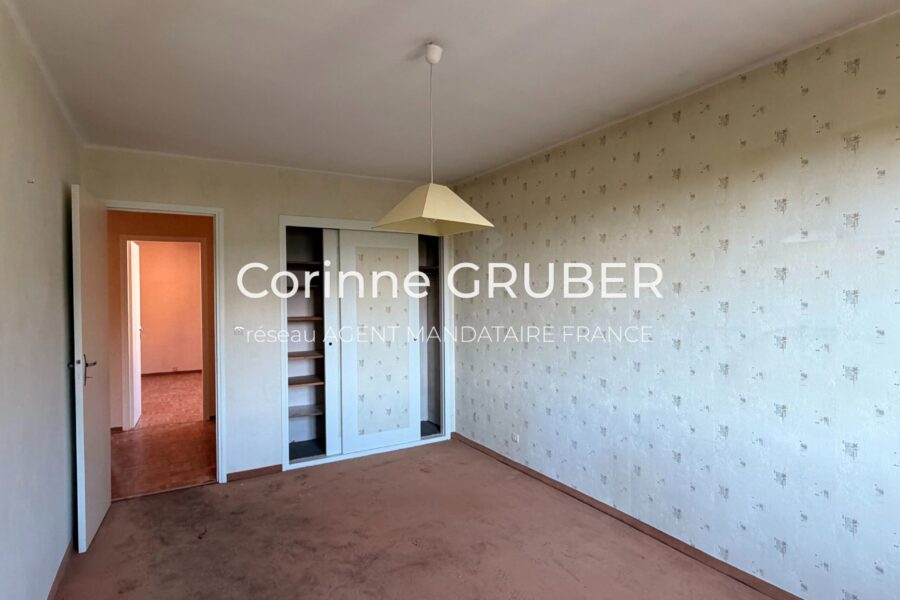 Appartement à vendre à Digne-les-bains — Vue montagne — photo 9