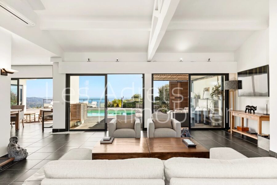 Maison à vendre à Les adrets-de-l&rsquo;estérel — Vue mer — photo 8