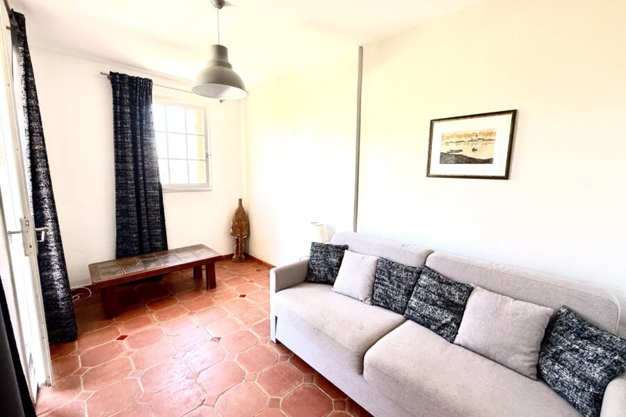 Appartement à vendre à Cavalaire-sur-mer — Vue mer — photo 3