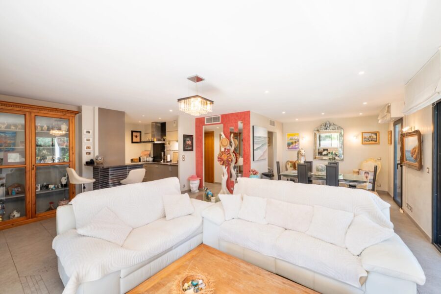 Appartement à vendre à Saint-raphaël — Vue parc & jardin — photo 4