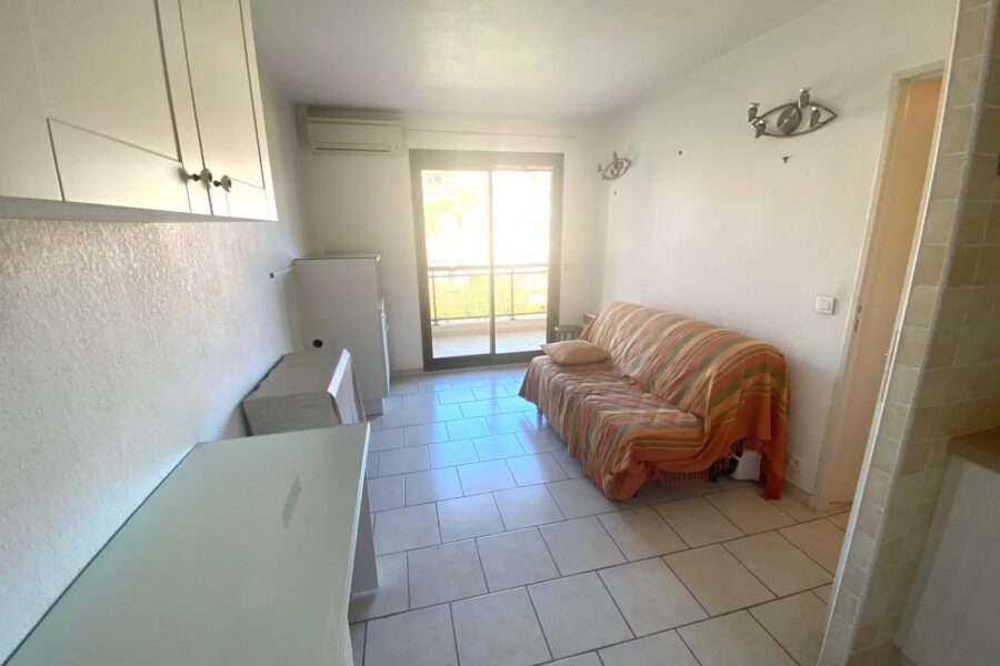 Appartement à vendre à Le lavandou — Vue mer — photo 8