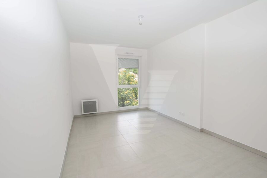 Appartement à vendre à Béziers — Vue sur la ville — photo 4