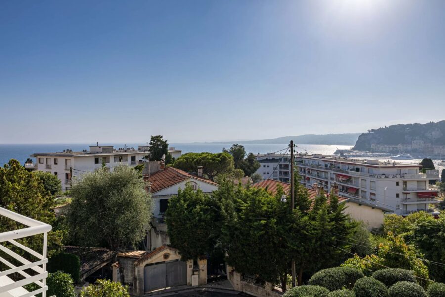 Maison à vendre à Nice — Vue mer — photo 1
