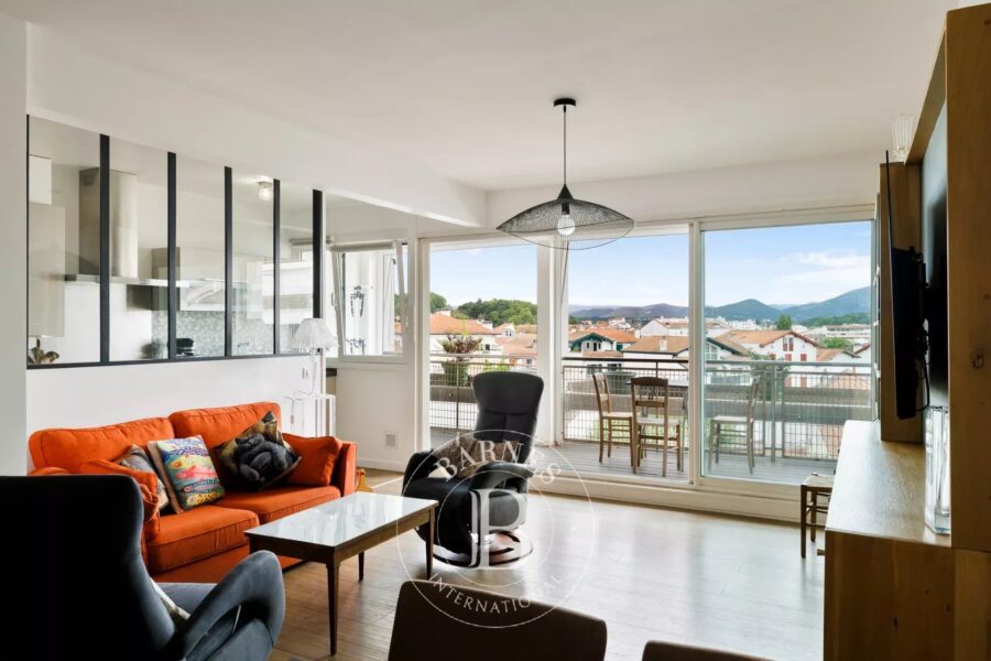 Appartement à vendre à Saint-jean-de-luz — Vue montagne — photo 4