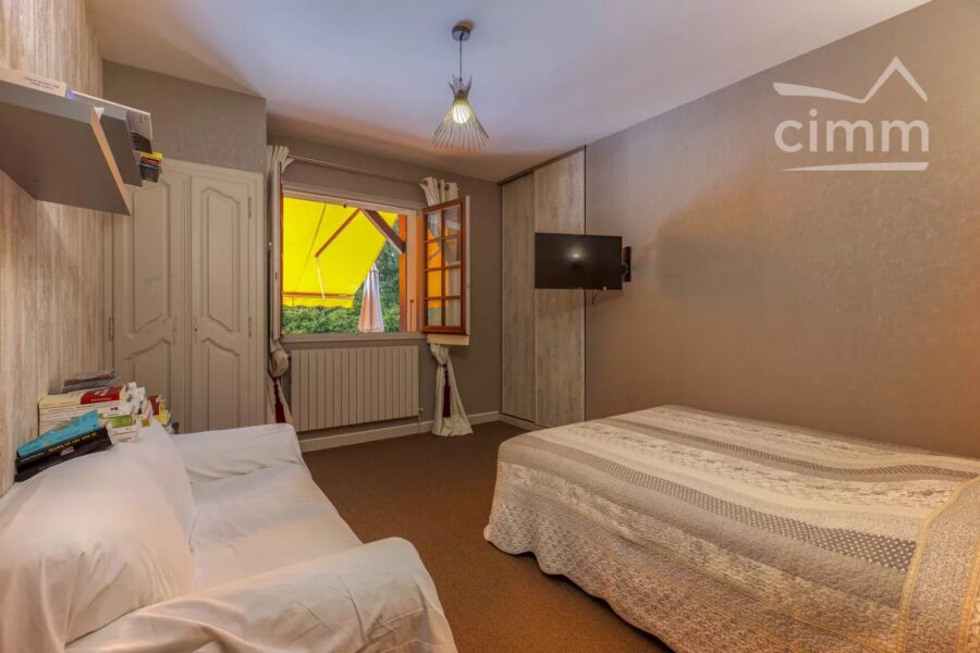 Maison à vendre à Les abrets en dauphiné — Vue montagne — photo 32