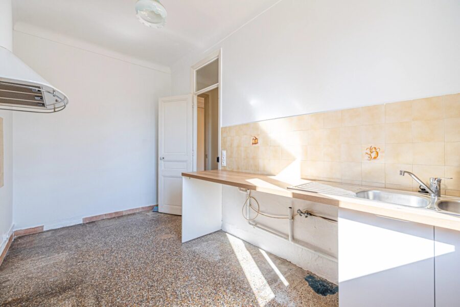 Appartement à louer à Nice — Vue sur la ville — photo 7