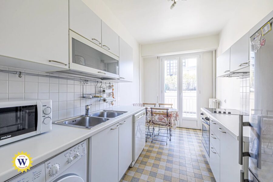 Appartement à louer à Nice — Vue sur la ville — photo 3