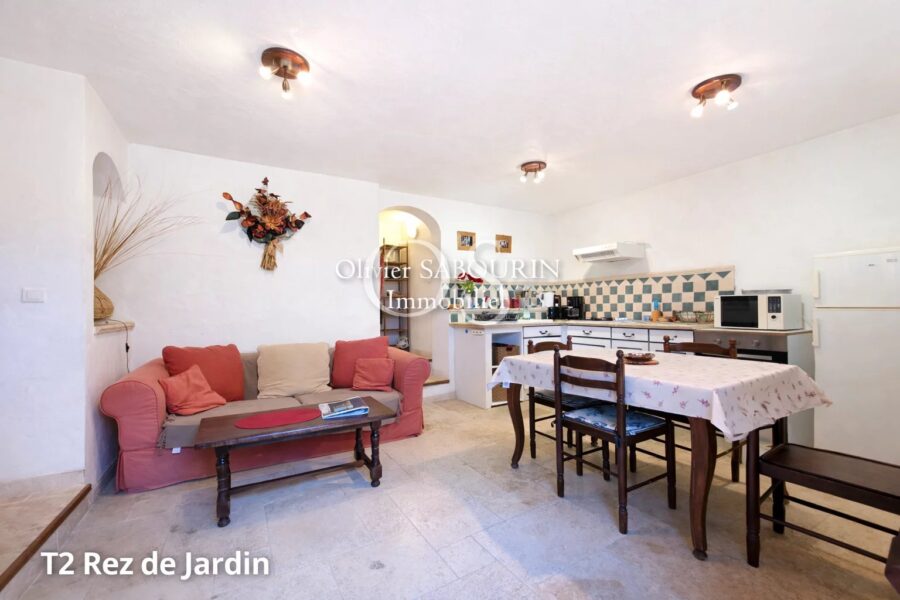 Maison à vendre à Roquebrune-sur-argens — Vue montagne — photo 14